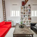 Paris 9ème - Superbe loft avec terrasse privative
