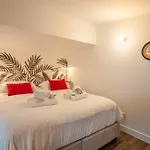 Paris 9ème - Superbe loft avec terrasse privative